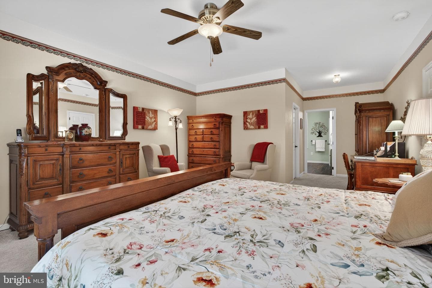 24 Hickory Street photo 17