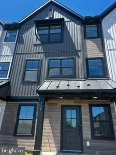 312 Flora Blvd, Annville