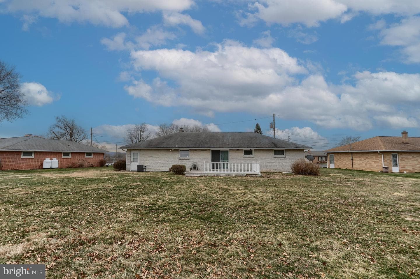 905 Skyline Drive photo 29