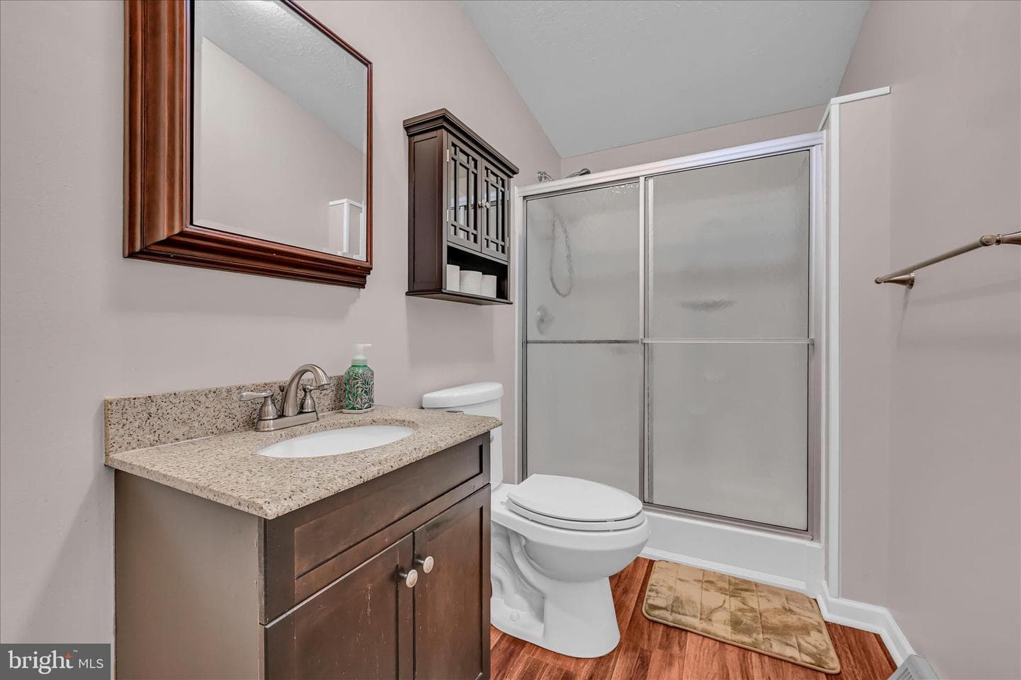 583 W Cedar Street photo 18