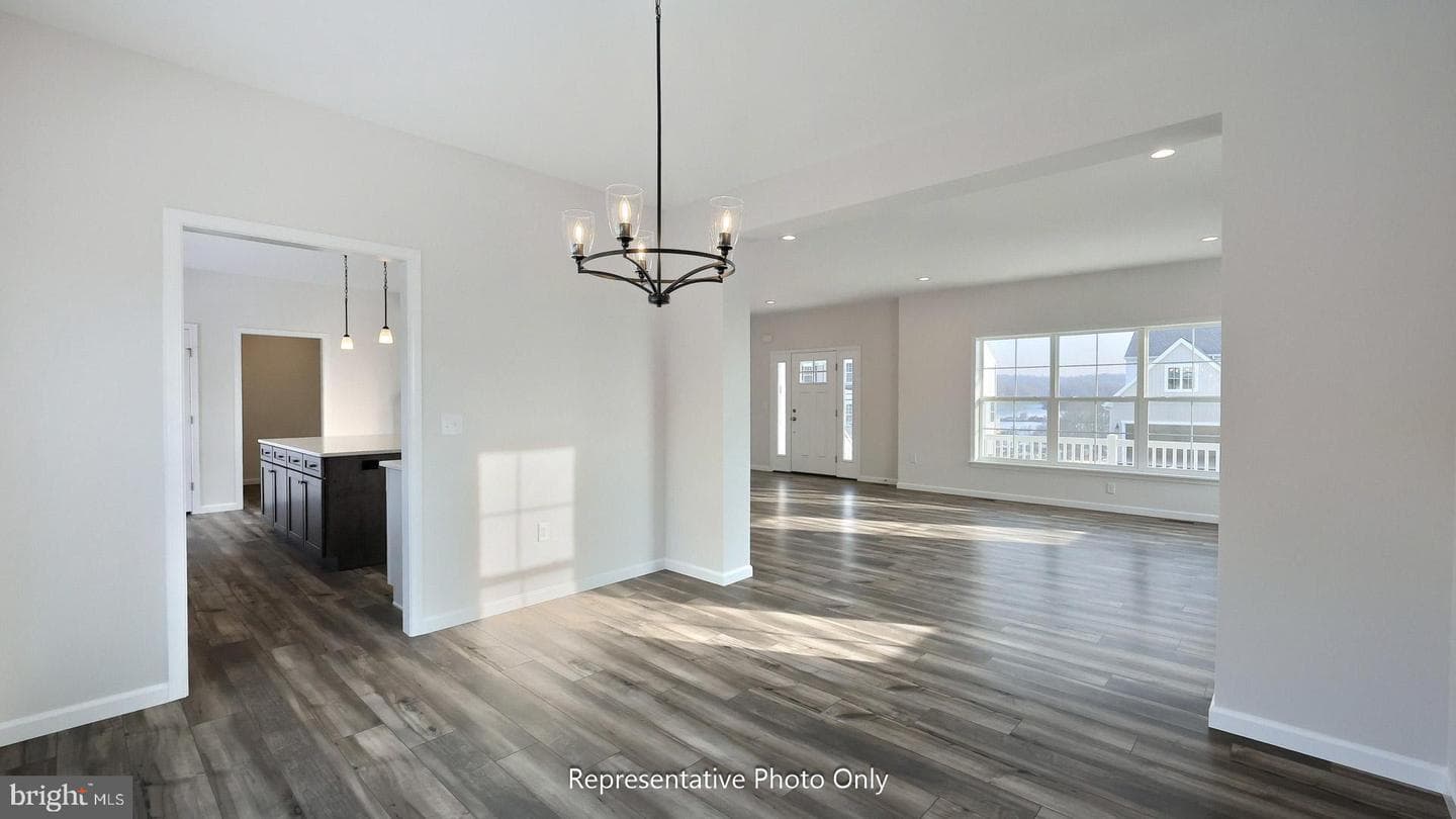 641 Sunset Boulevard photo 25