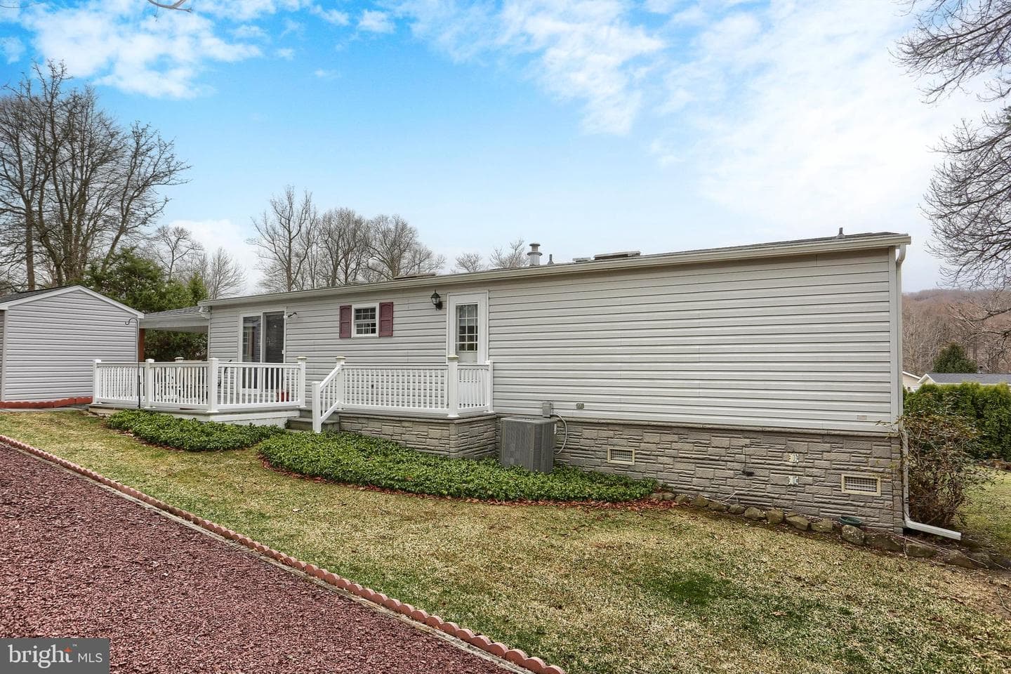 404 Maple Ave Tp-0081 photo 23