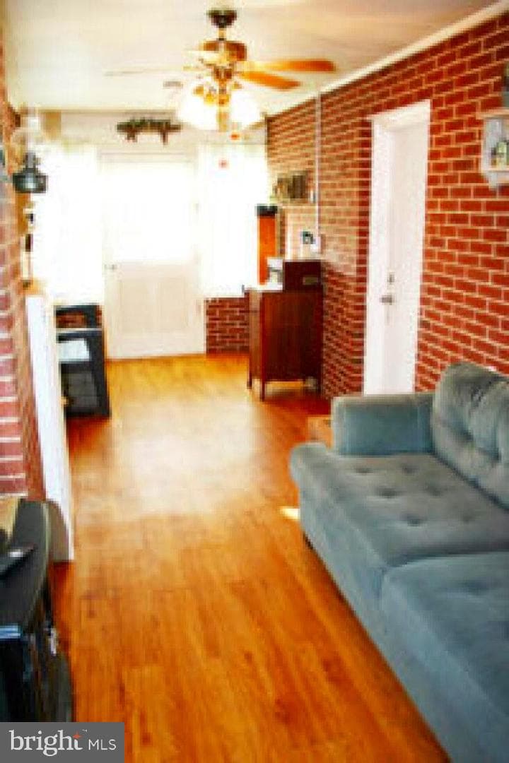 828 Weavertown Road photo 25