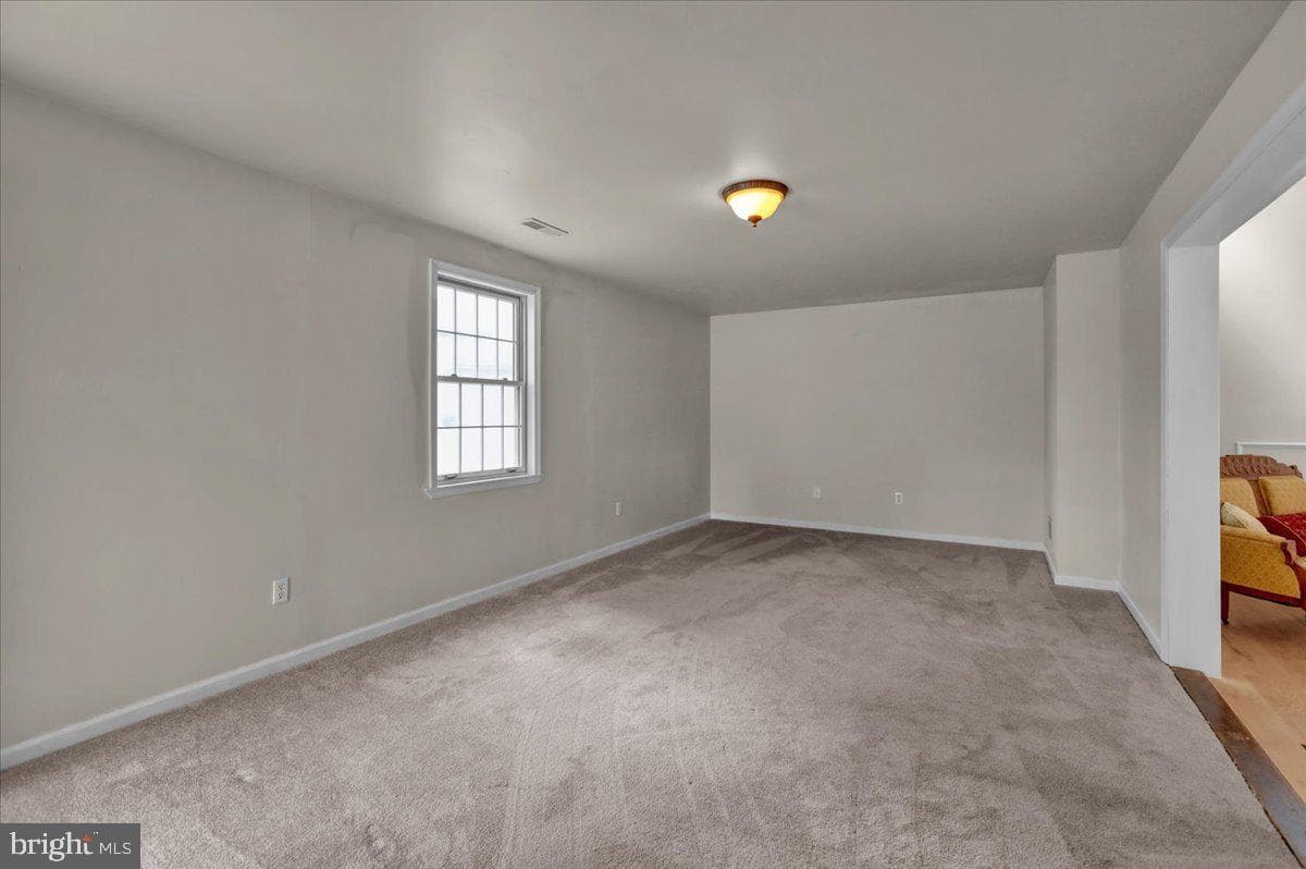 47 Norway Lane photo 22