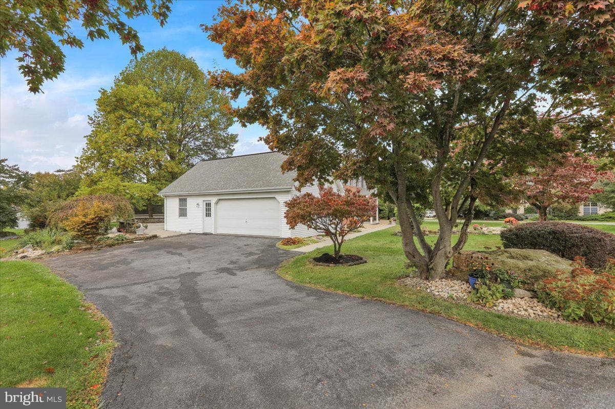 47 Norway Lane photo 42
