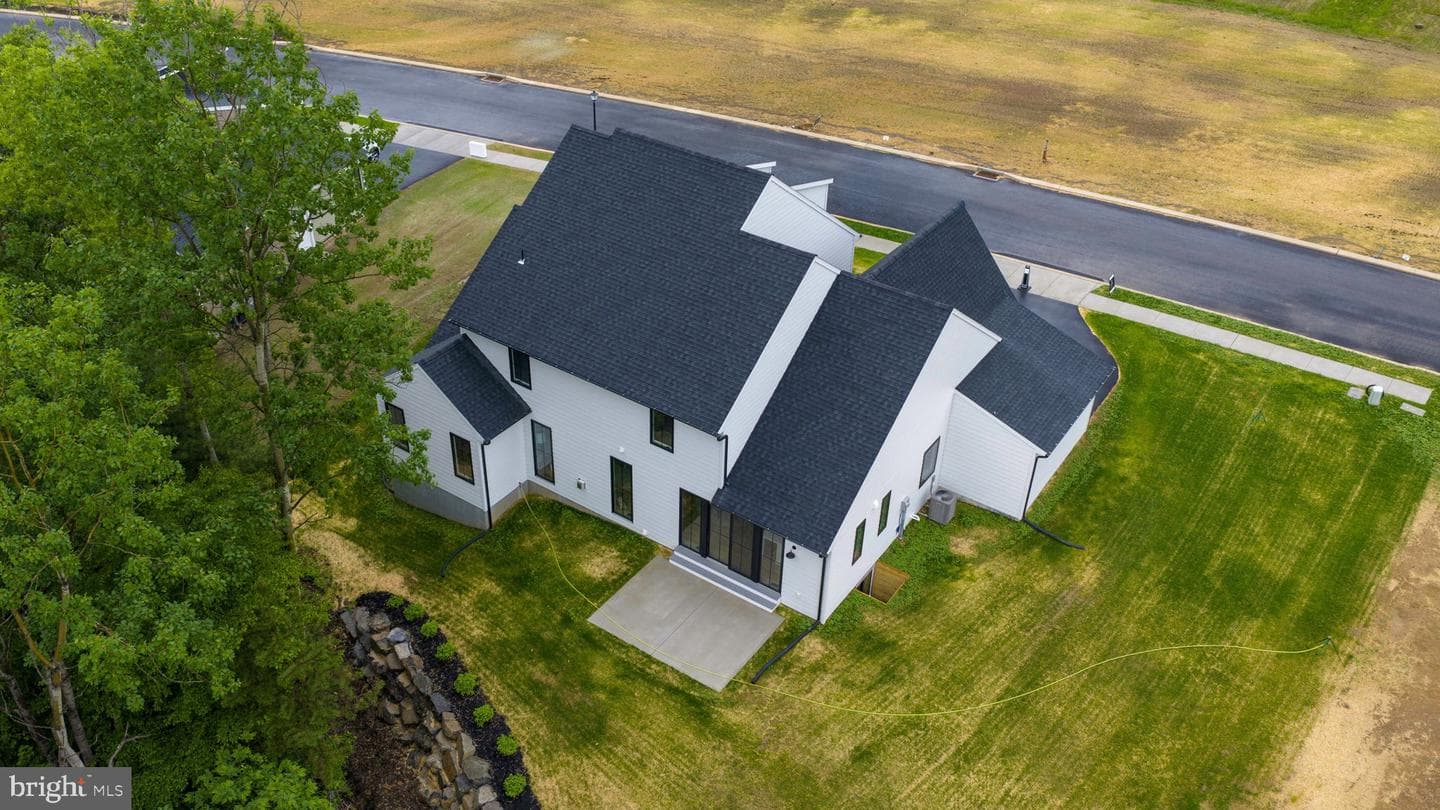 421 Cannon Way photo 5