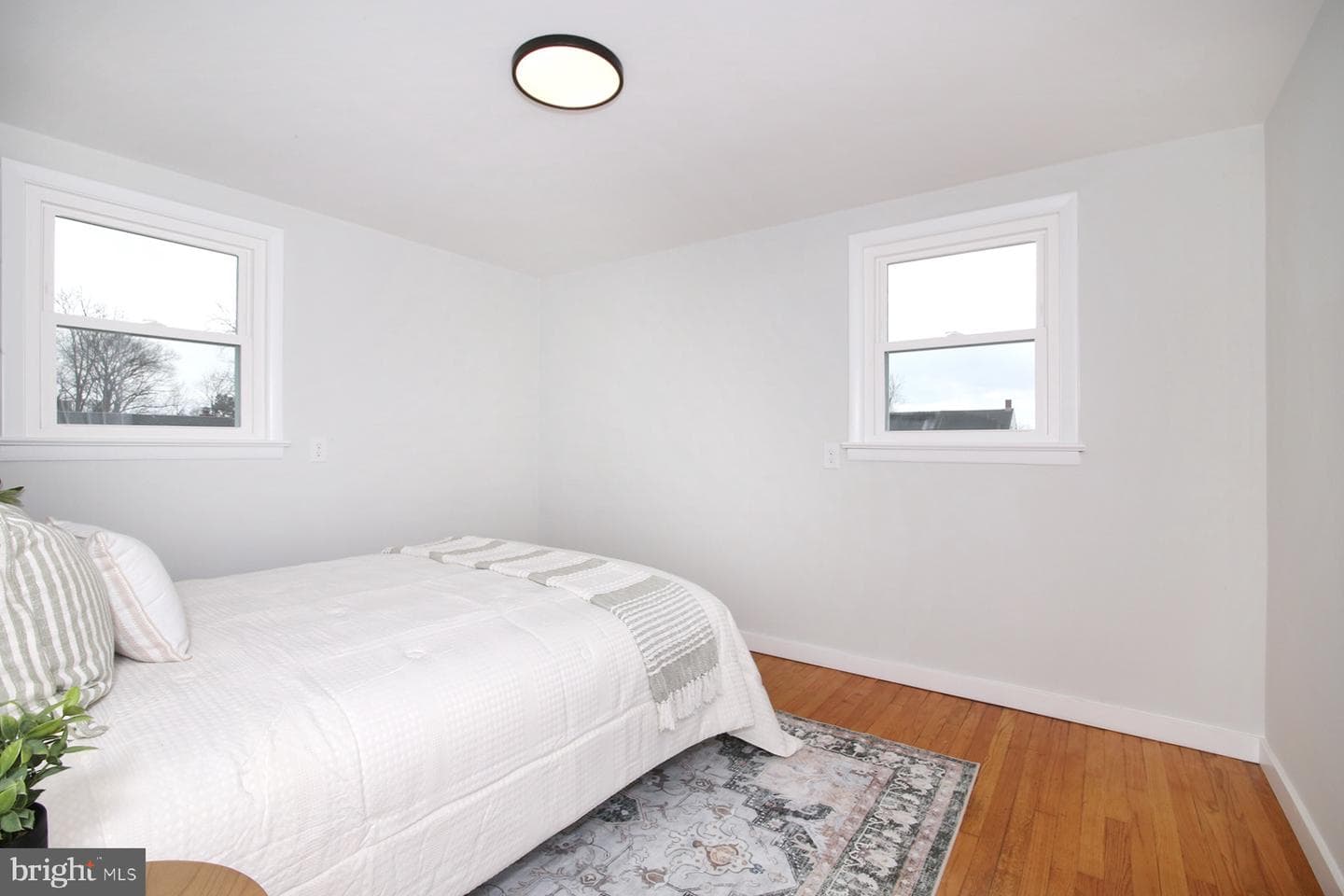 1220 Spruce Street photo 20