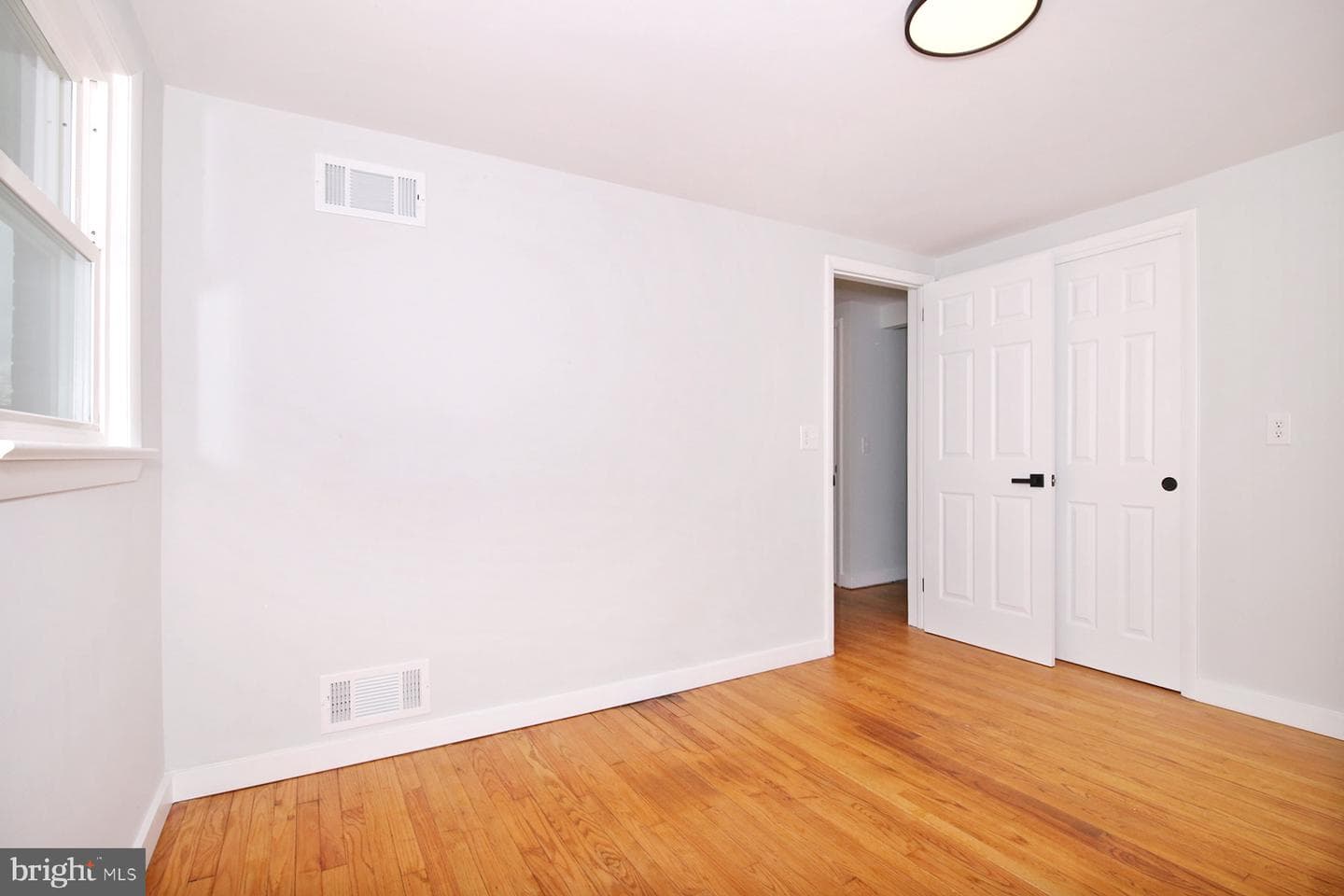 1220 Spruce Street photo 25