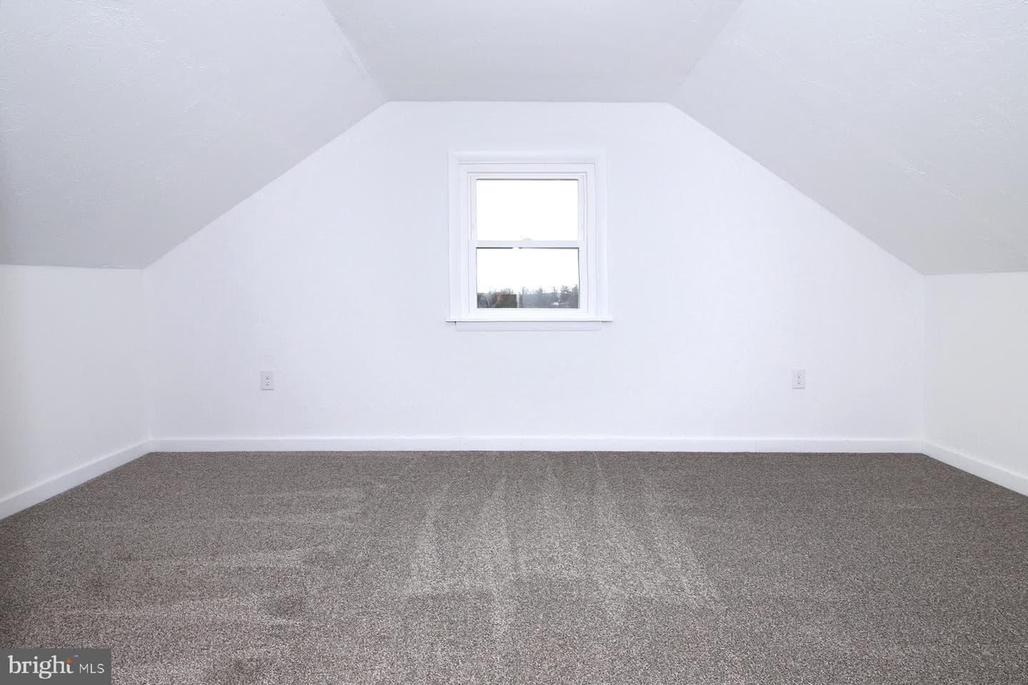 1220 Spruce Street photo 33