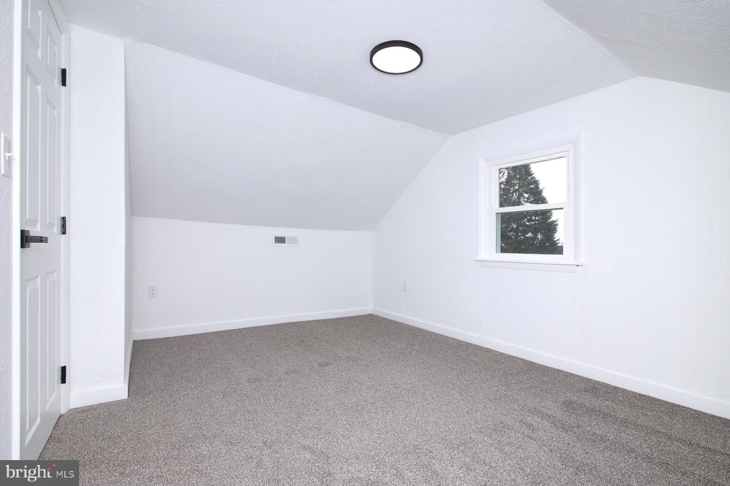 1220 Spruce Street photo 34