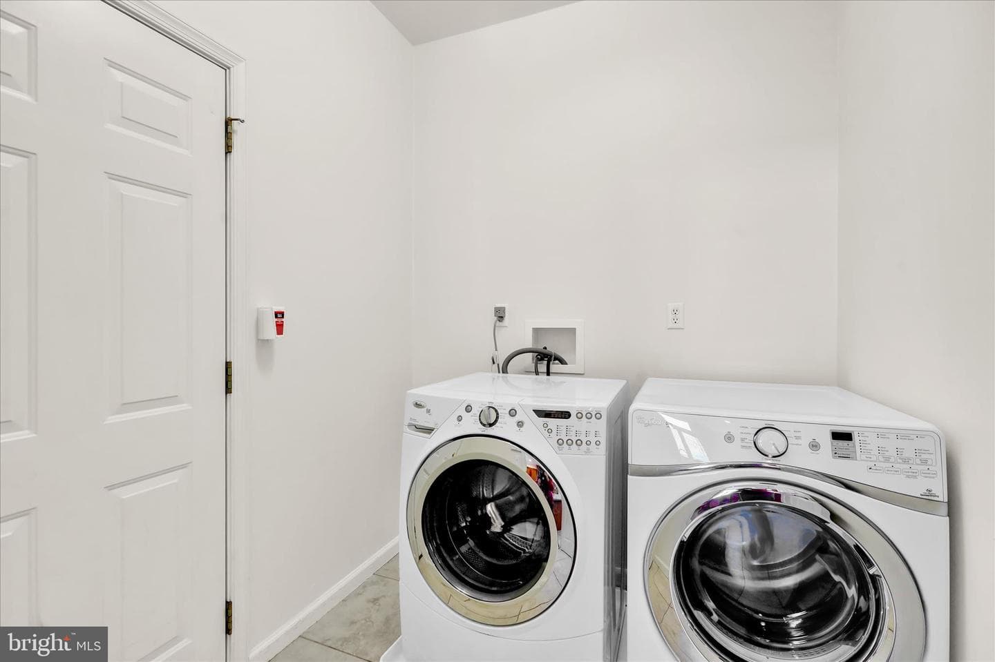 1026 Glenwood Ln L-0254 photo 23