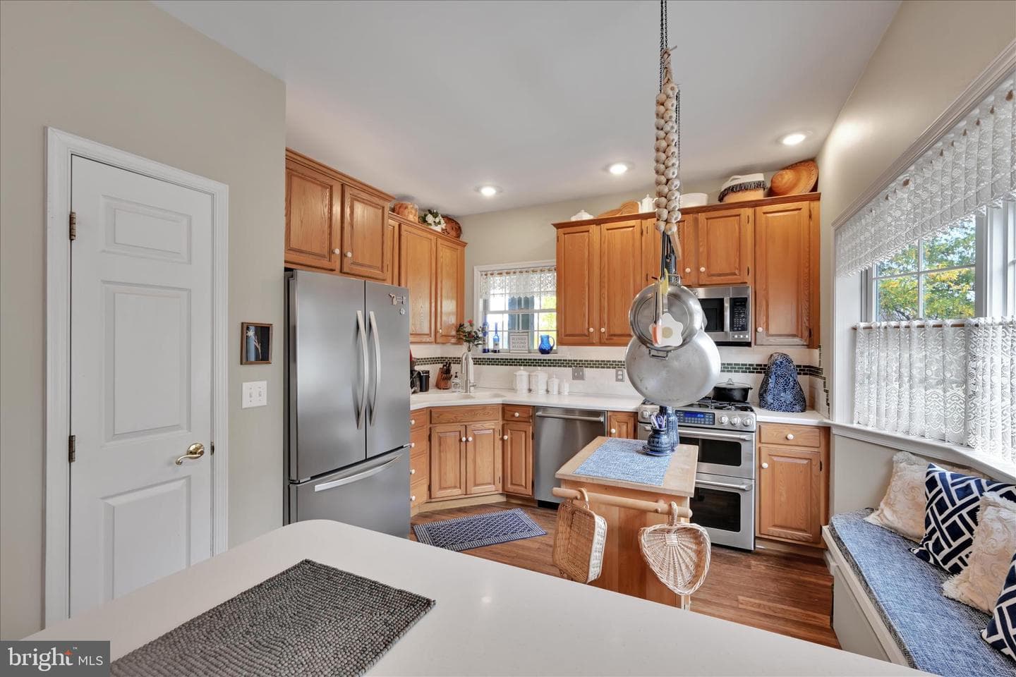 725 Brookside Lane photo 16