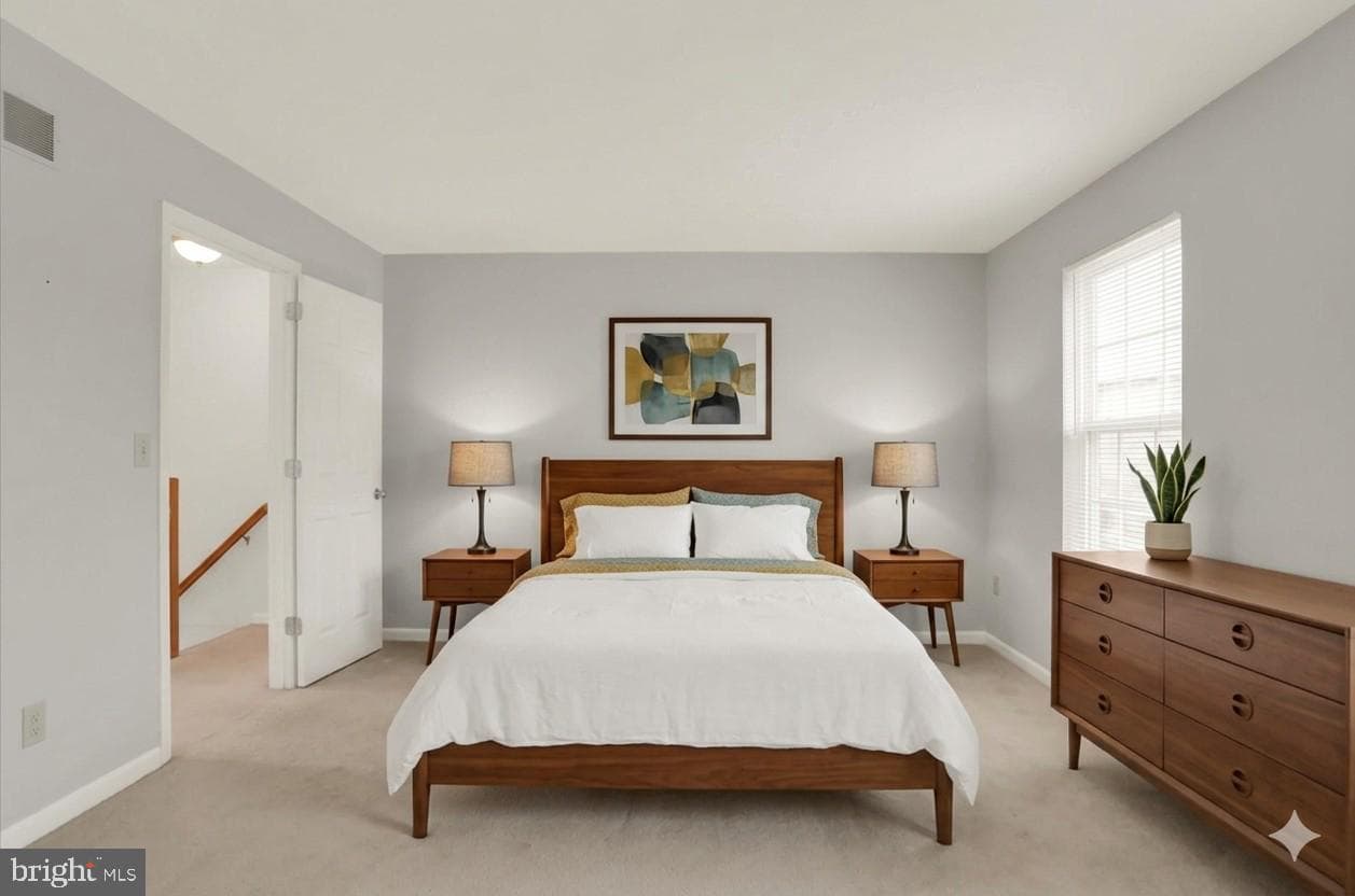 511 Cambridge Court photo 21