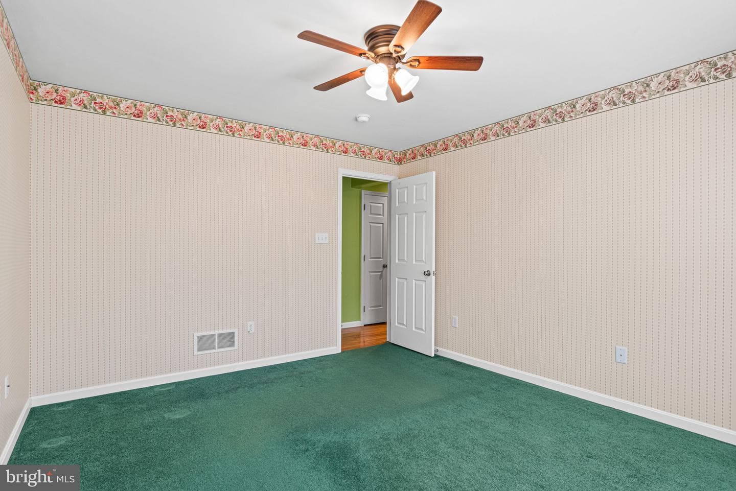 16 Whippoorwill Drive photo 28