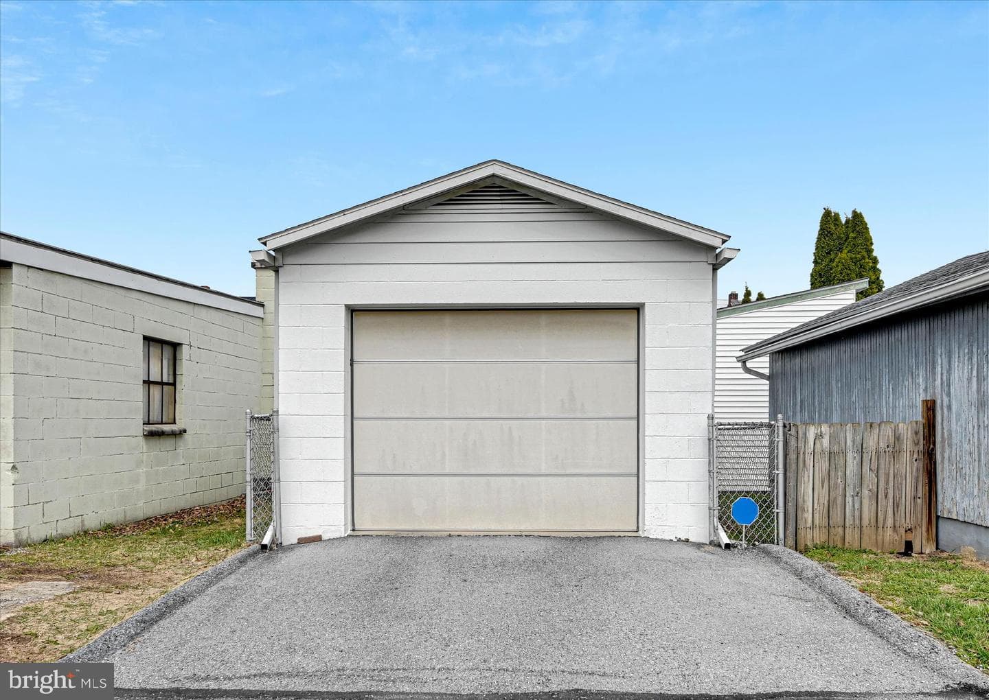 2210 Lehman Street photo 33