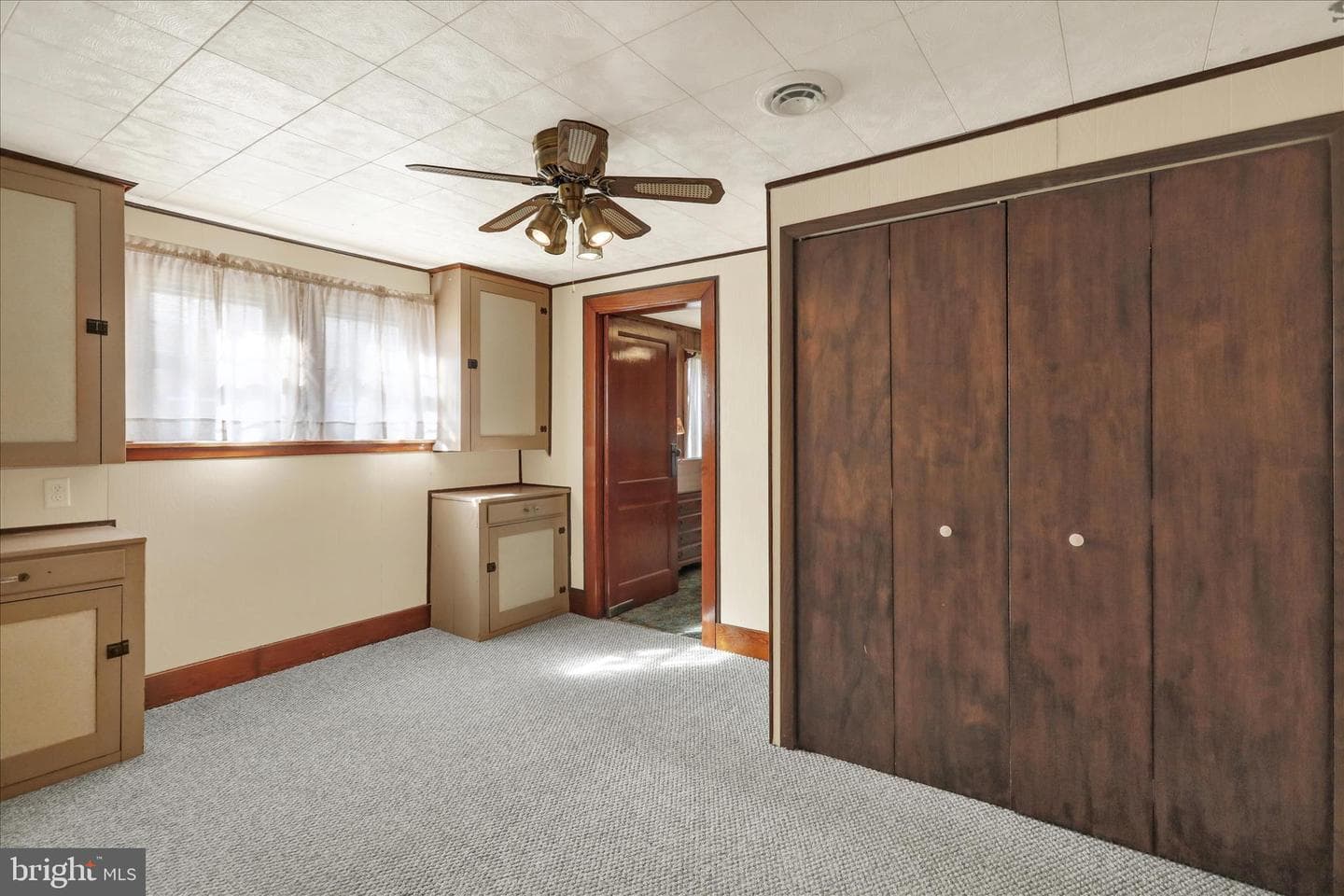 980 Quentin Road photo 13