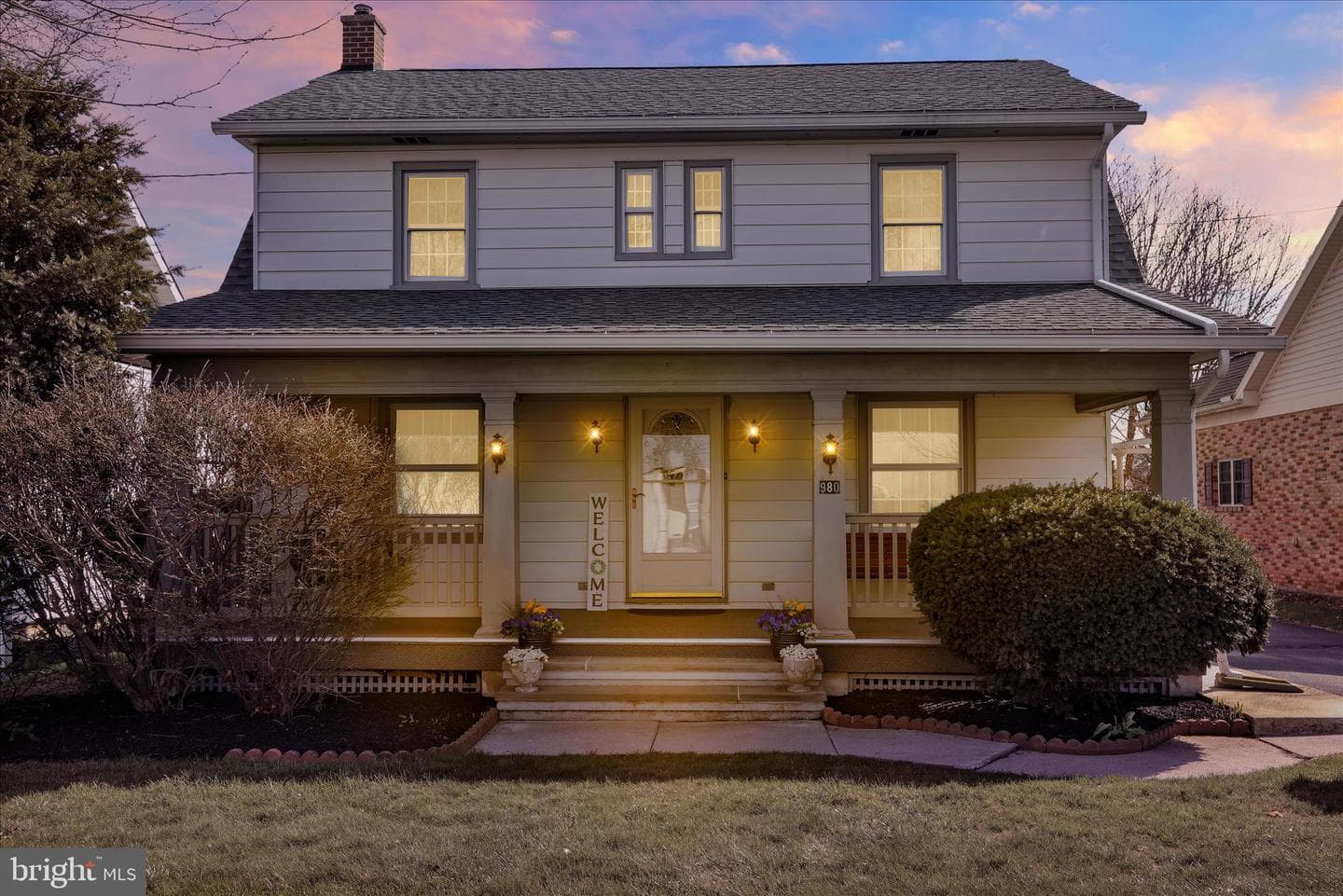 980 Quentin Road photo 2