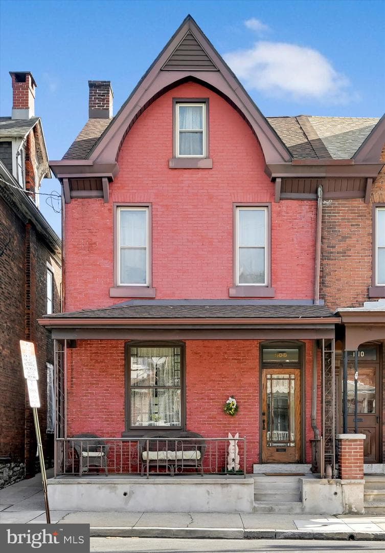 1108 Walnut Street photo 2