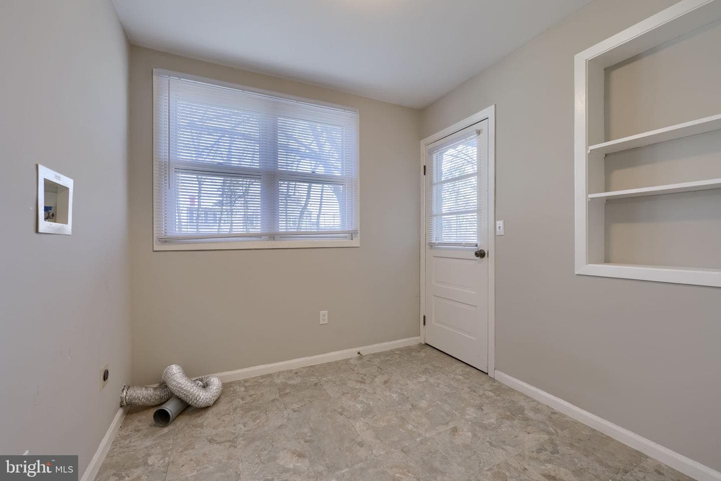 719 Hill Street photo 36