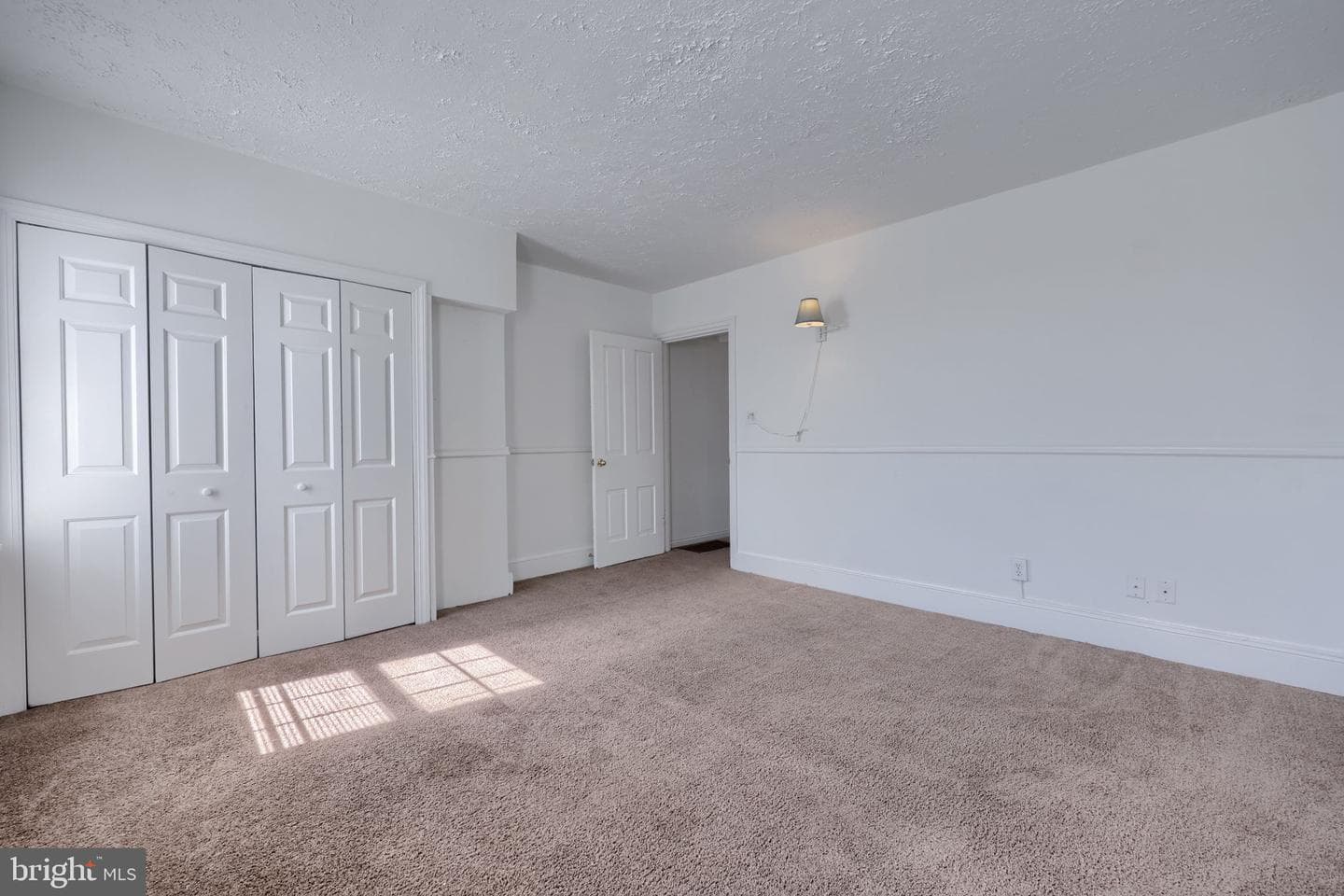 719 Hill Street photo 55