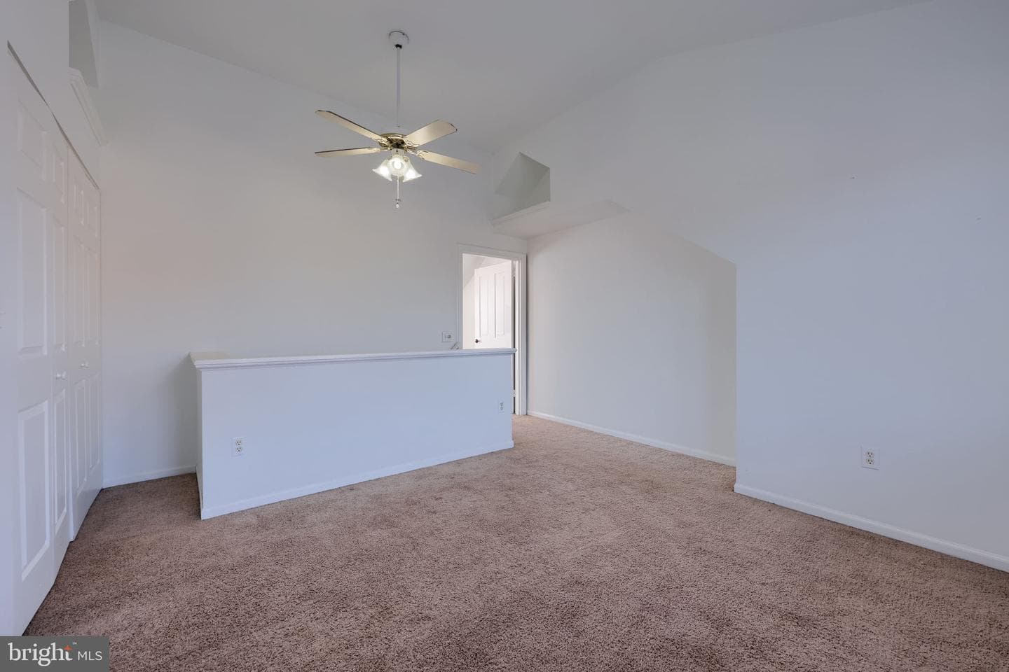 719 Hill Street photo 58