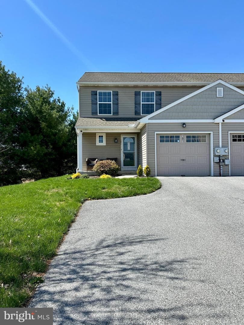 101 Wheatstone Ln L-0062 photo 2