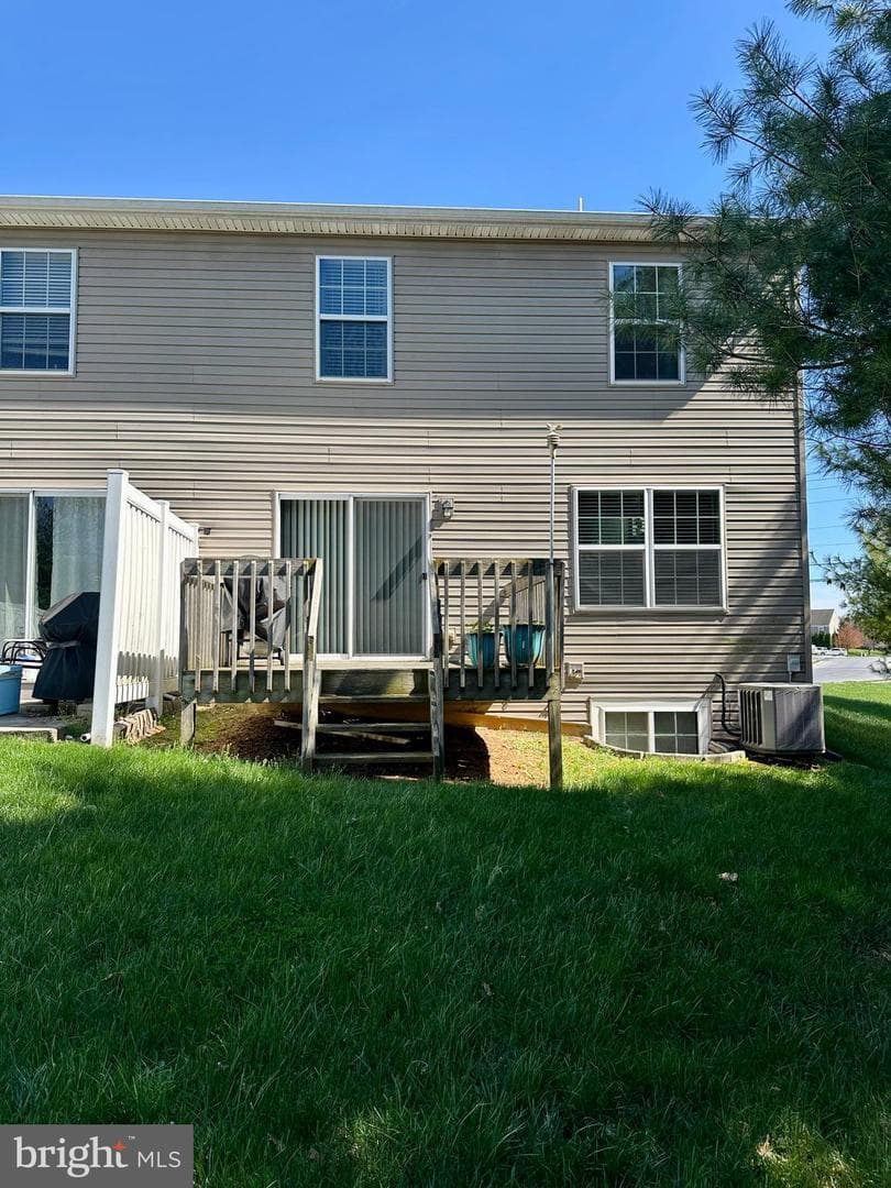 101 Wheatstone Ln L-0062 photo 42