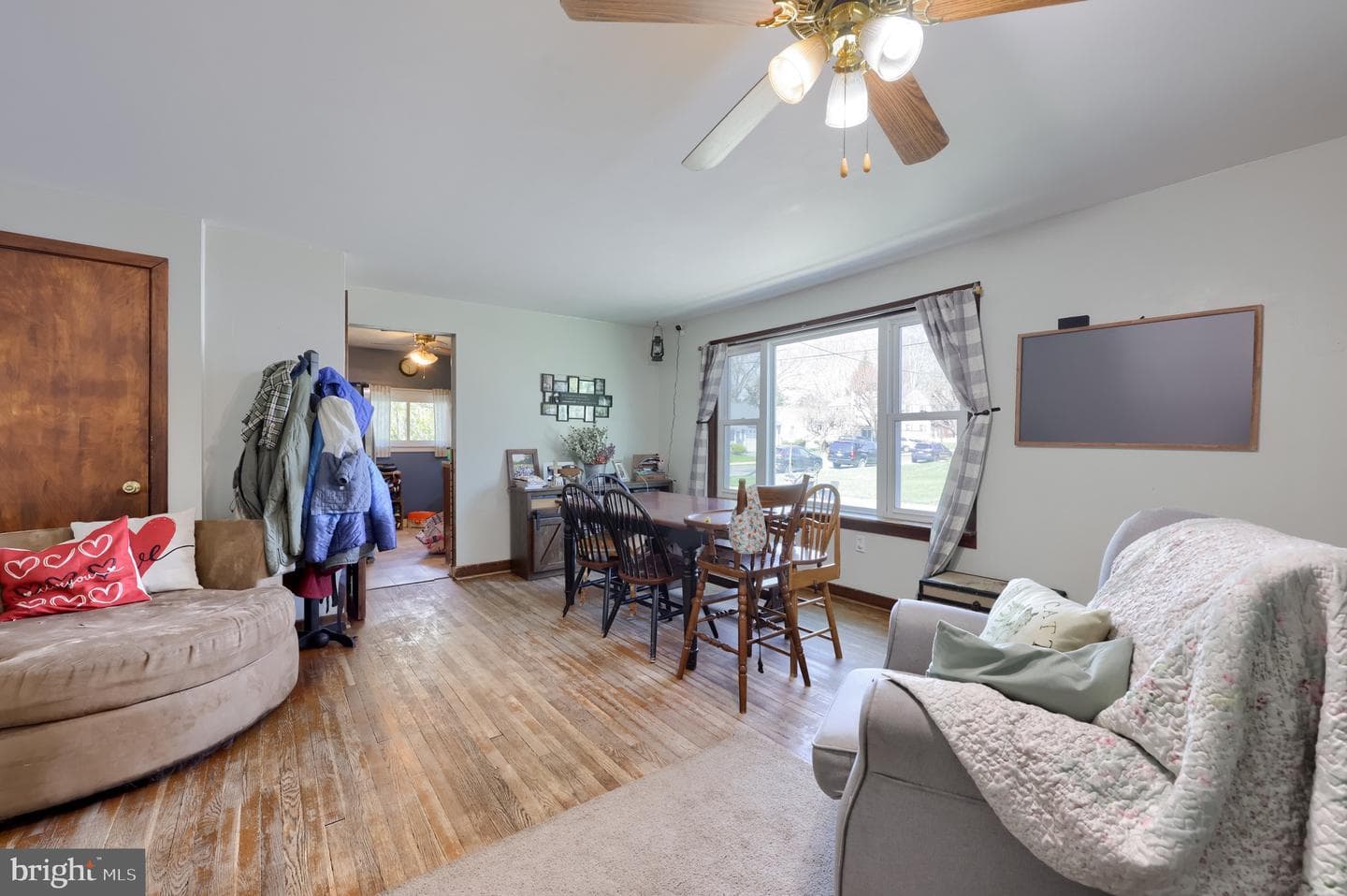 1024 Victor Street photo 8