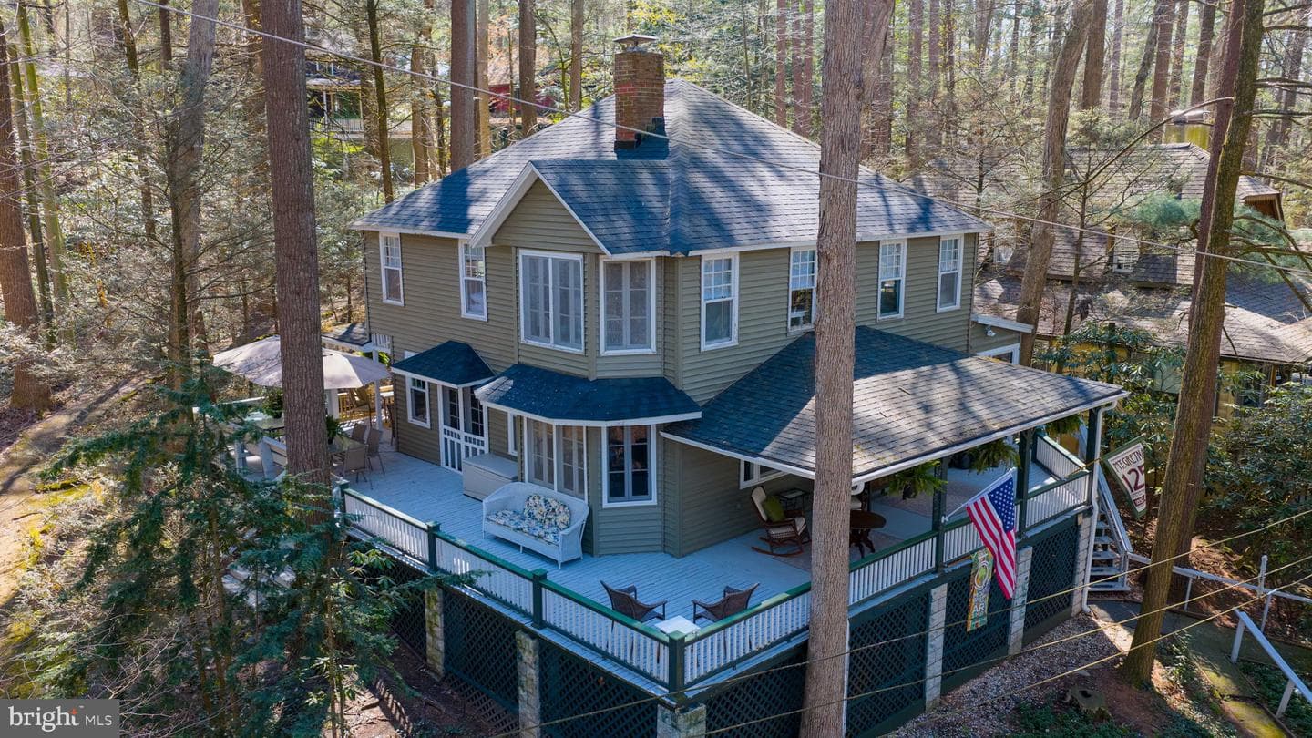 210 Harvard Avenue photo 4