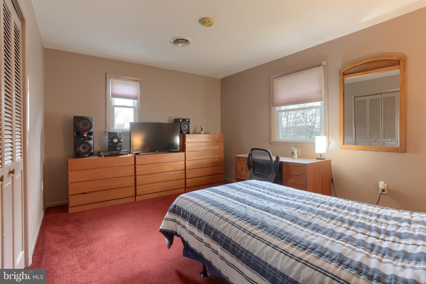 1142 Park Drive photo 34