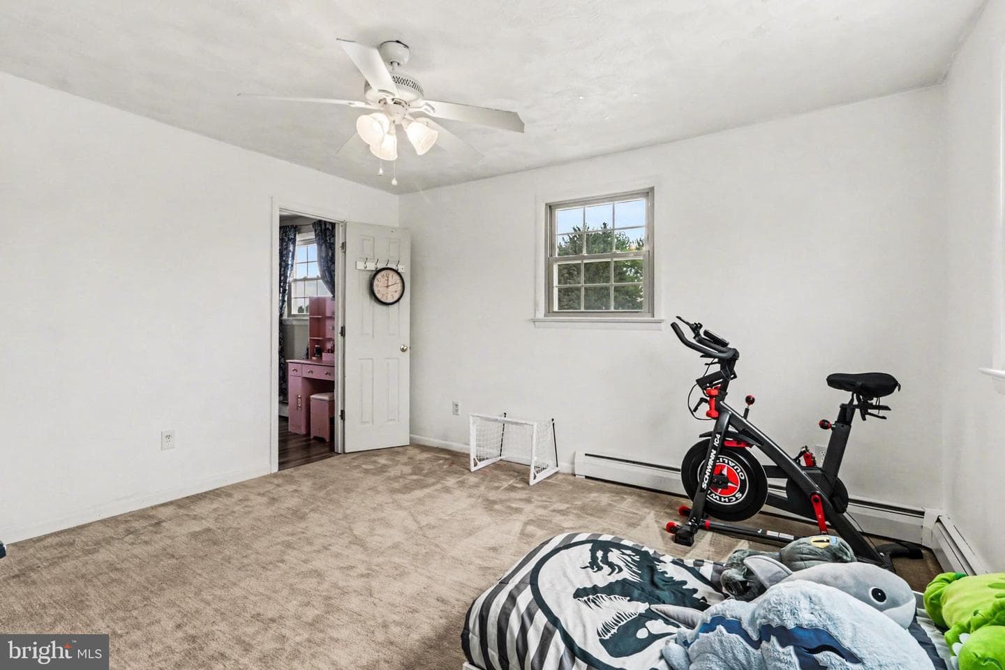 907 Oak Lane photo 20