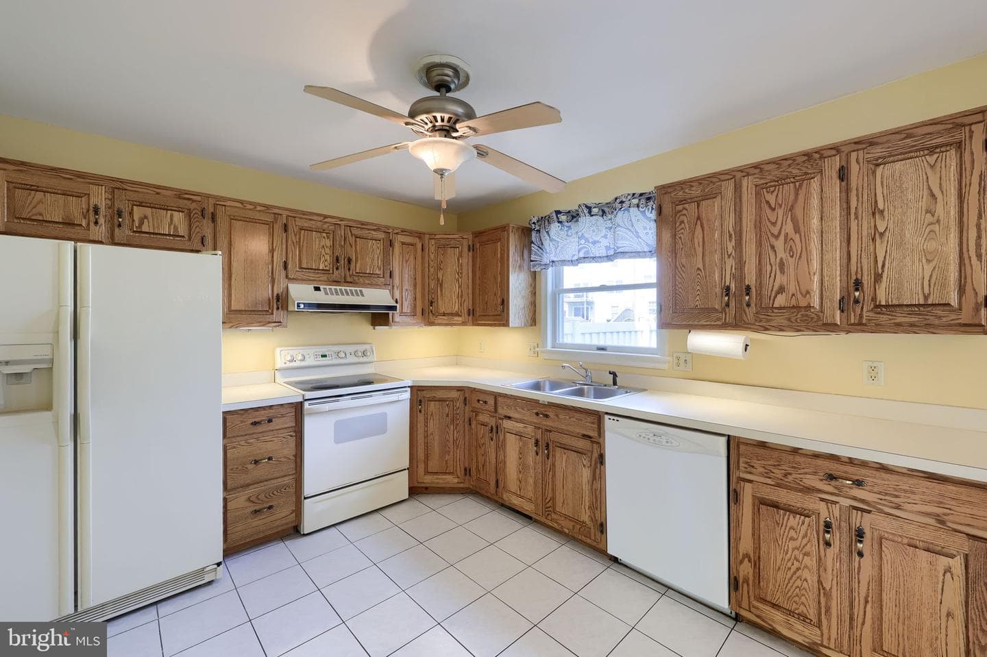 142 Palm Lane photo 16