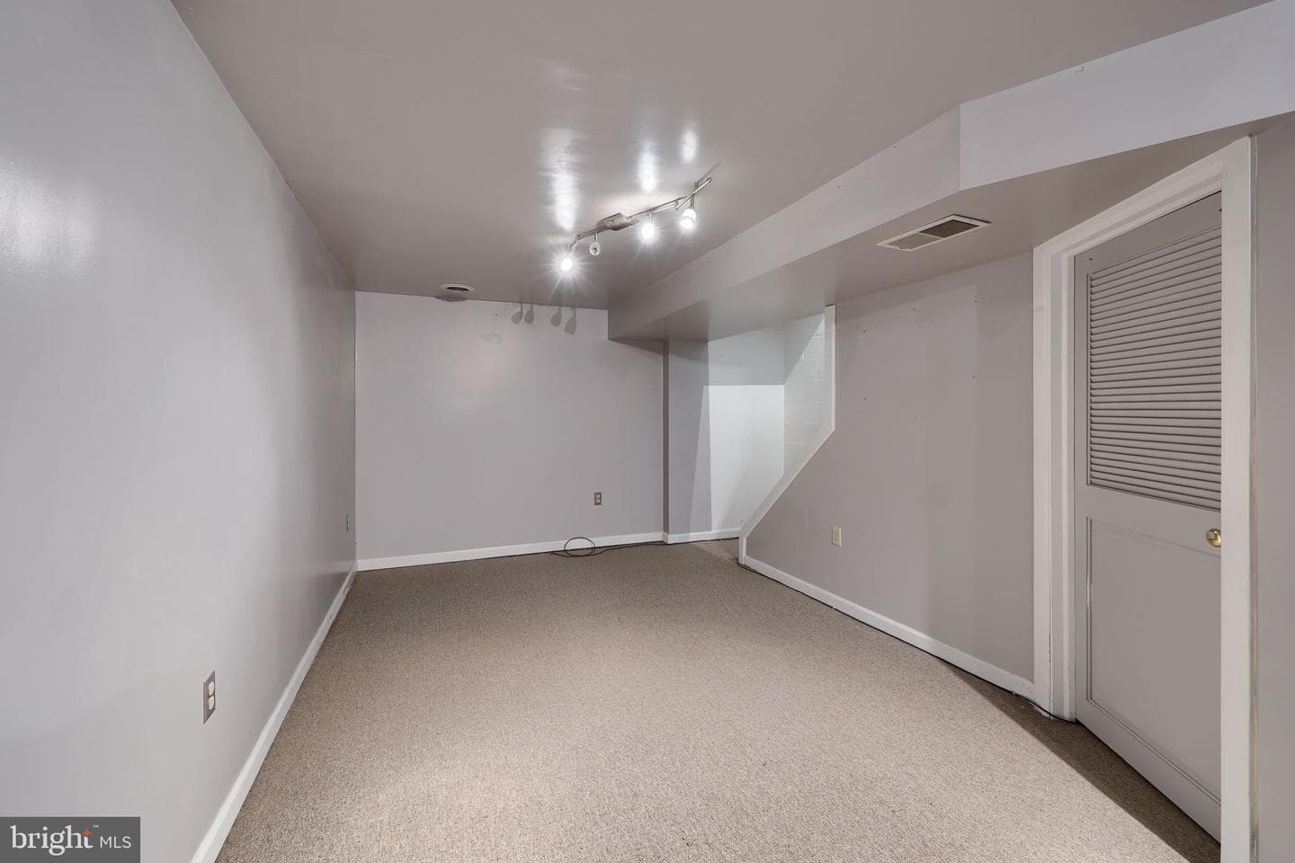 142 Palm Lane photo 33