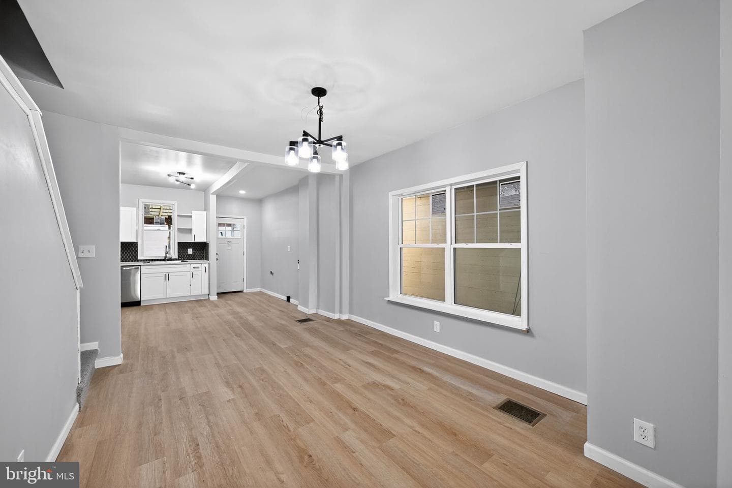 1122 Buttonwood Street photo 6