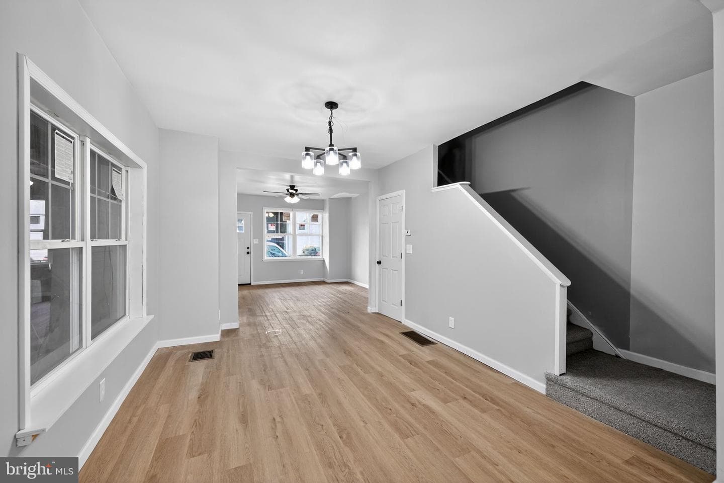 1122 Buttonwood Street photo 7