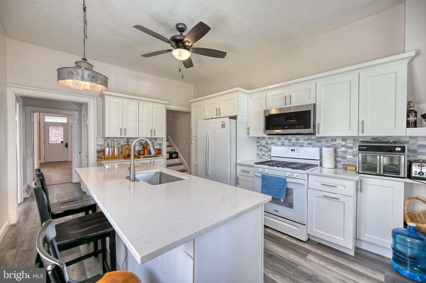 14 E Chestnut Street photo 11