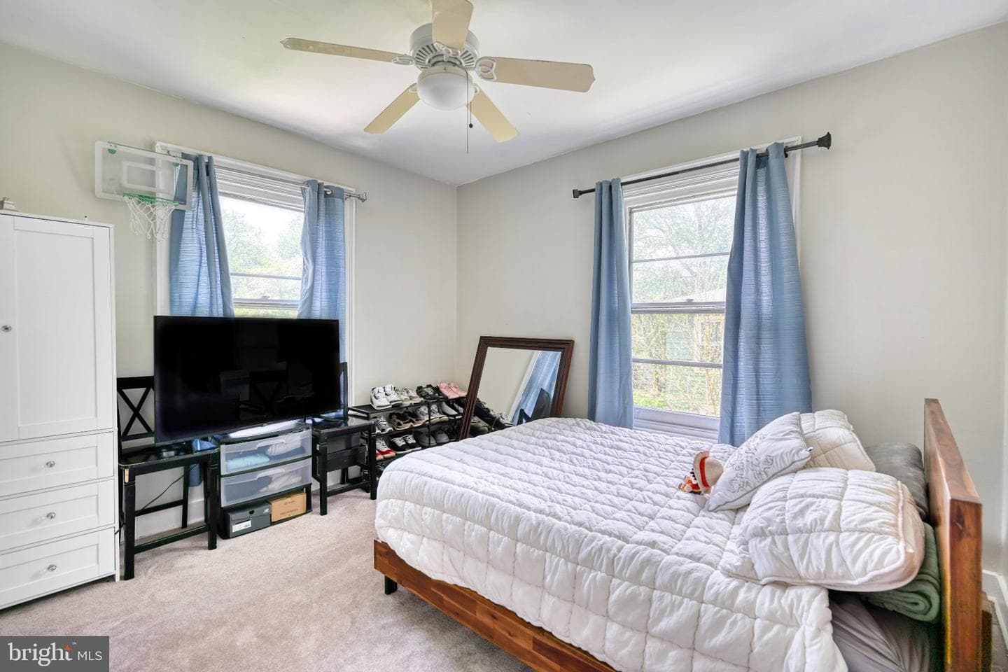 14 E Chestnut Street photo 21