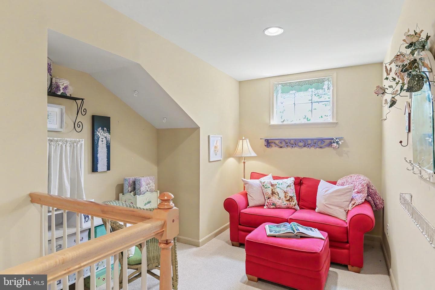 844 Victoria Lane photo 36