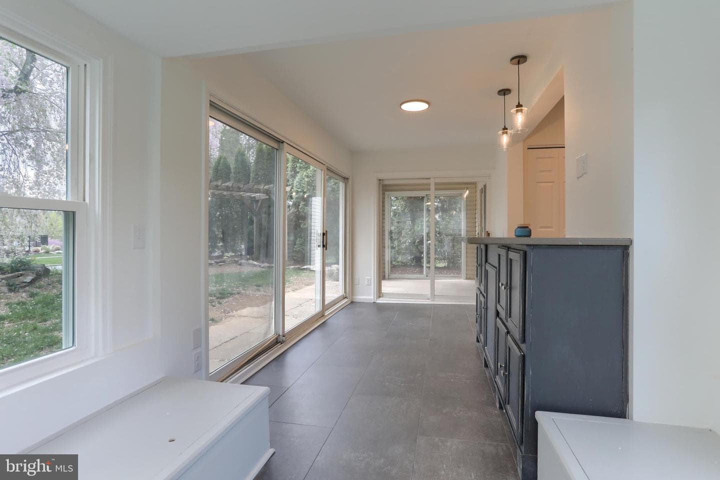 711 Brookside Lane photo 16