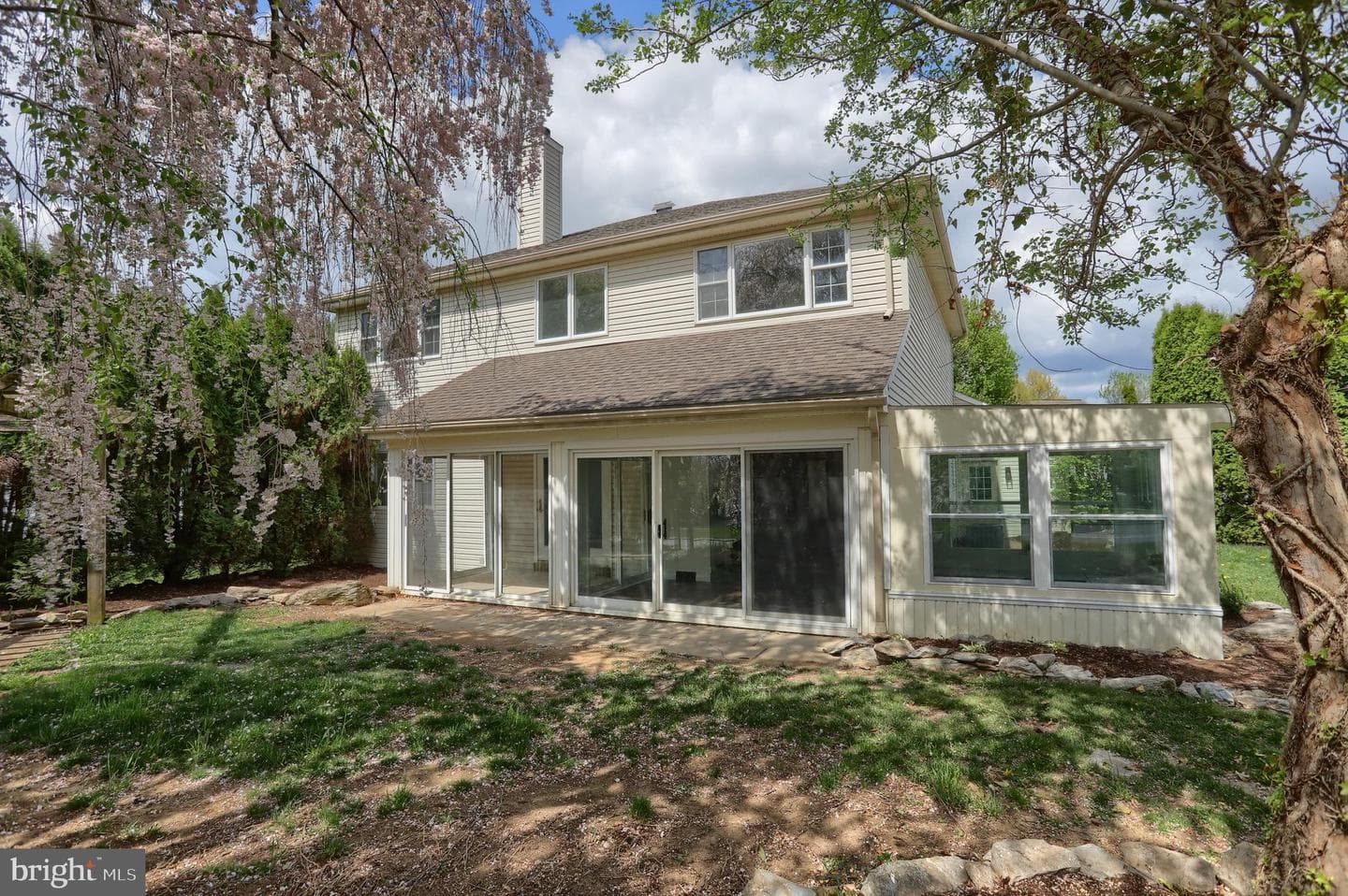 711 Brookside Lane photo 43