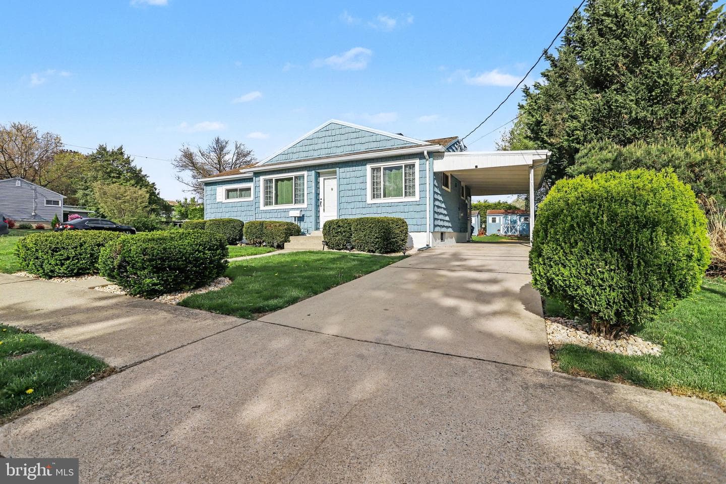 520 N 8th Avenue photo 3