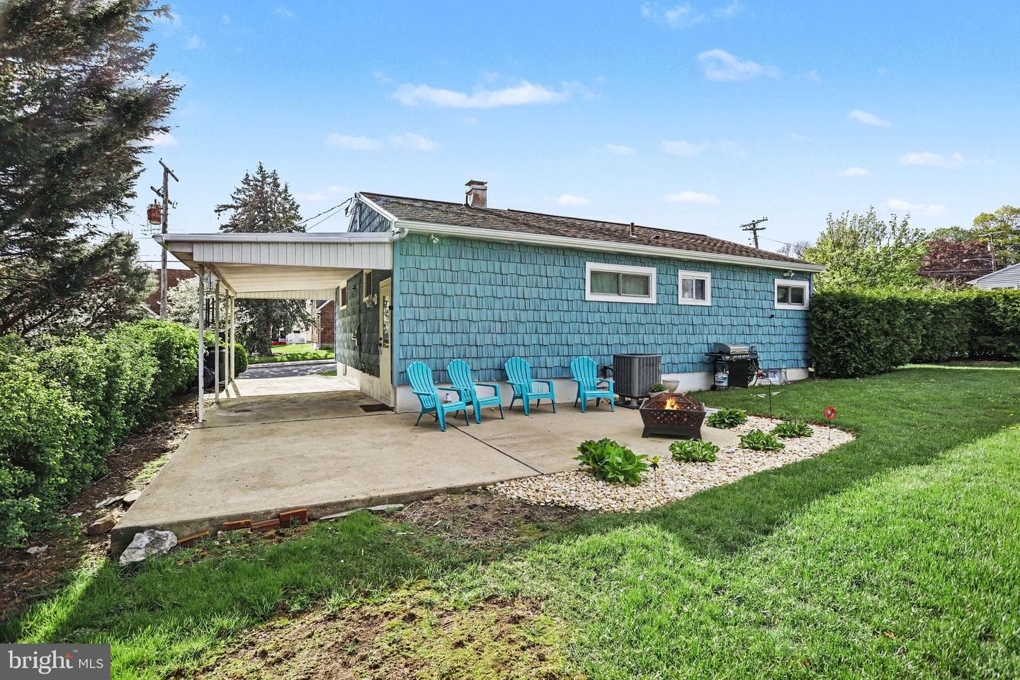 520 N 8th Avenue photo 6