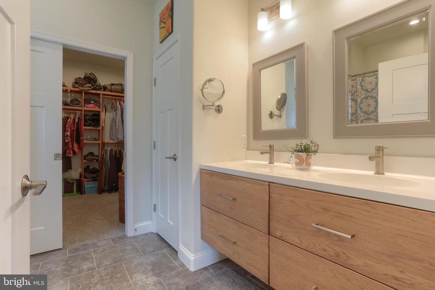 1007 Briarwood Court photo 27