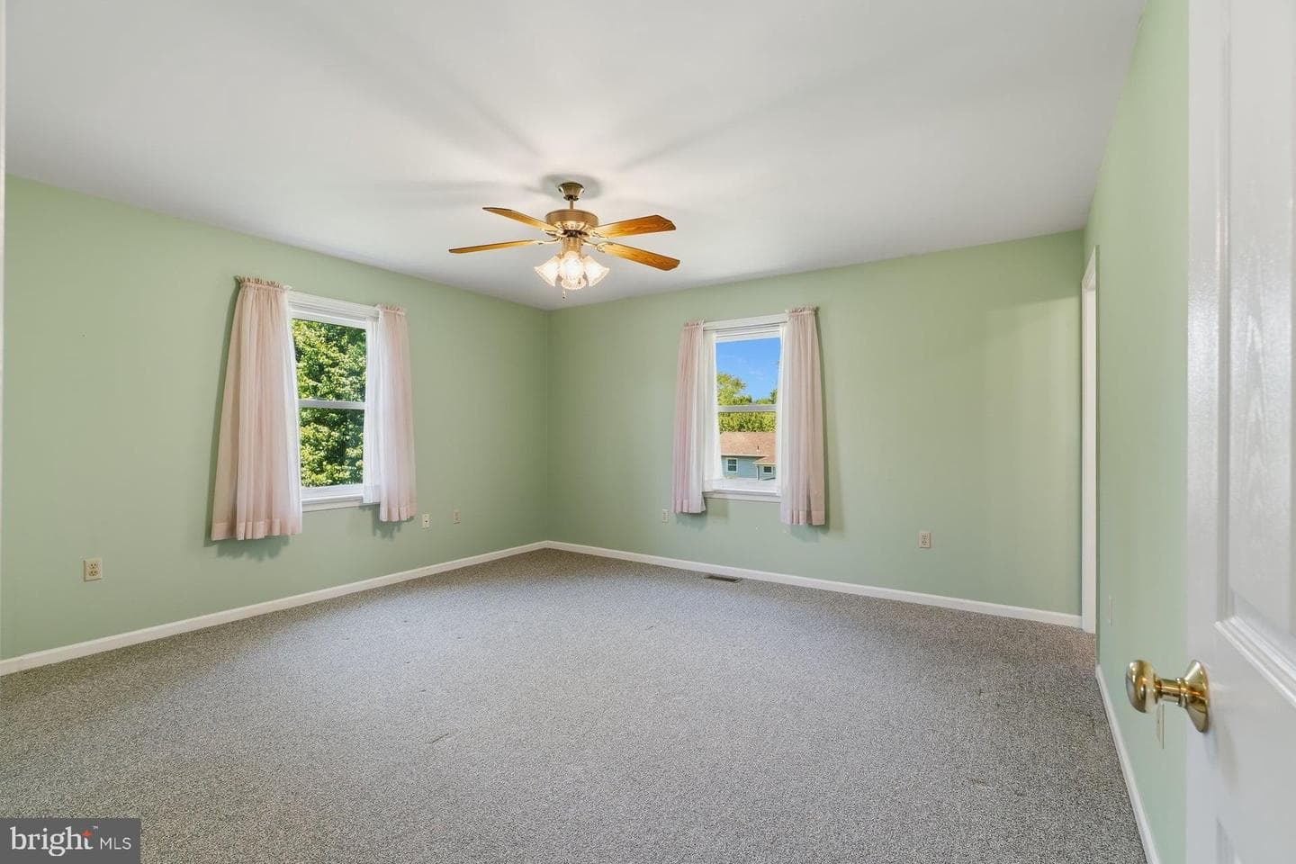 630 Richfield Drive photo 22
