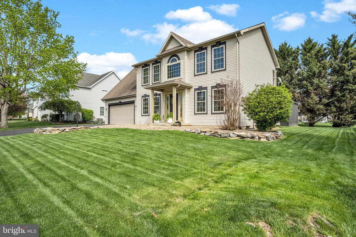 432 Farmhouse Lane photo 37