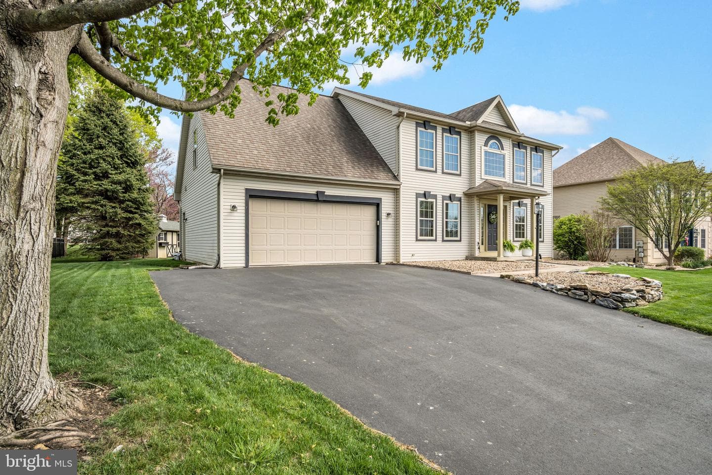 432 Farmhouse Lane photo 38