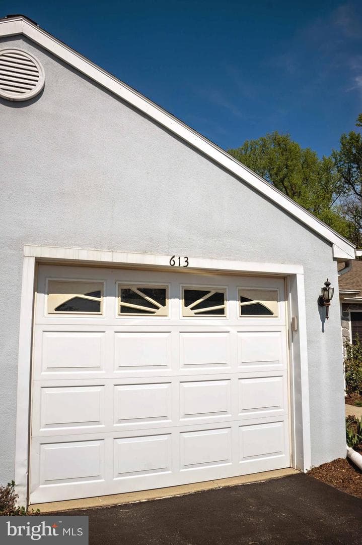 613 Blueberry Lane photo 4