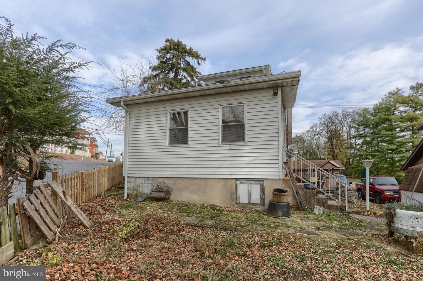 645 N Lincoln Avenue photo 38