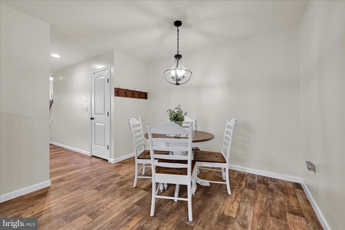 858 Byler Circle photo 11