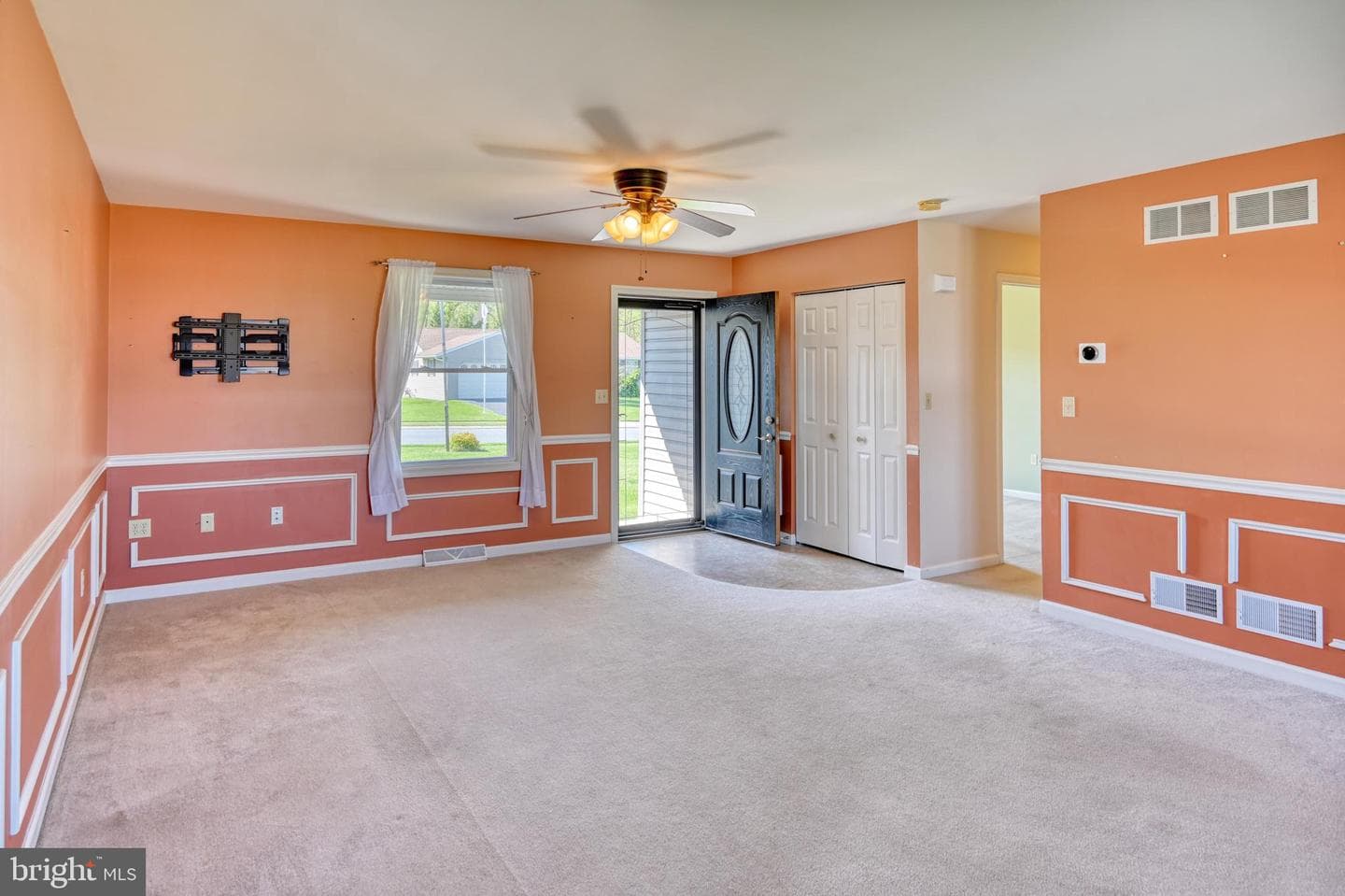 130 Sweetwater Lane photo 3